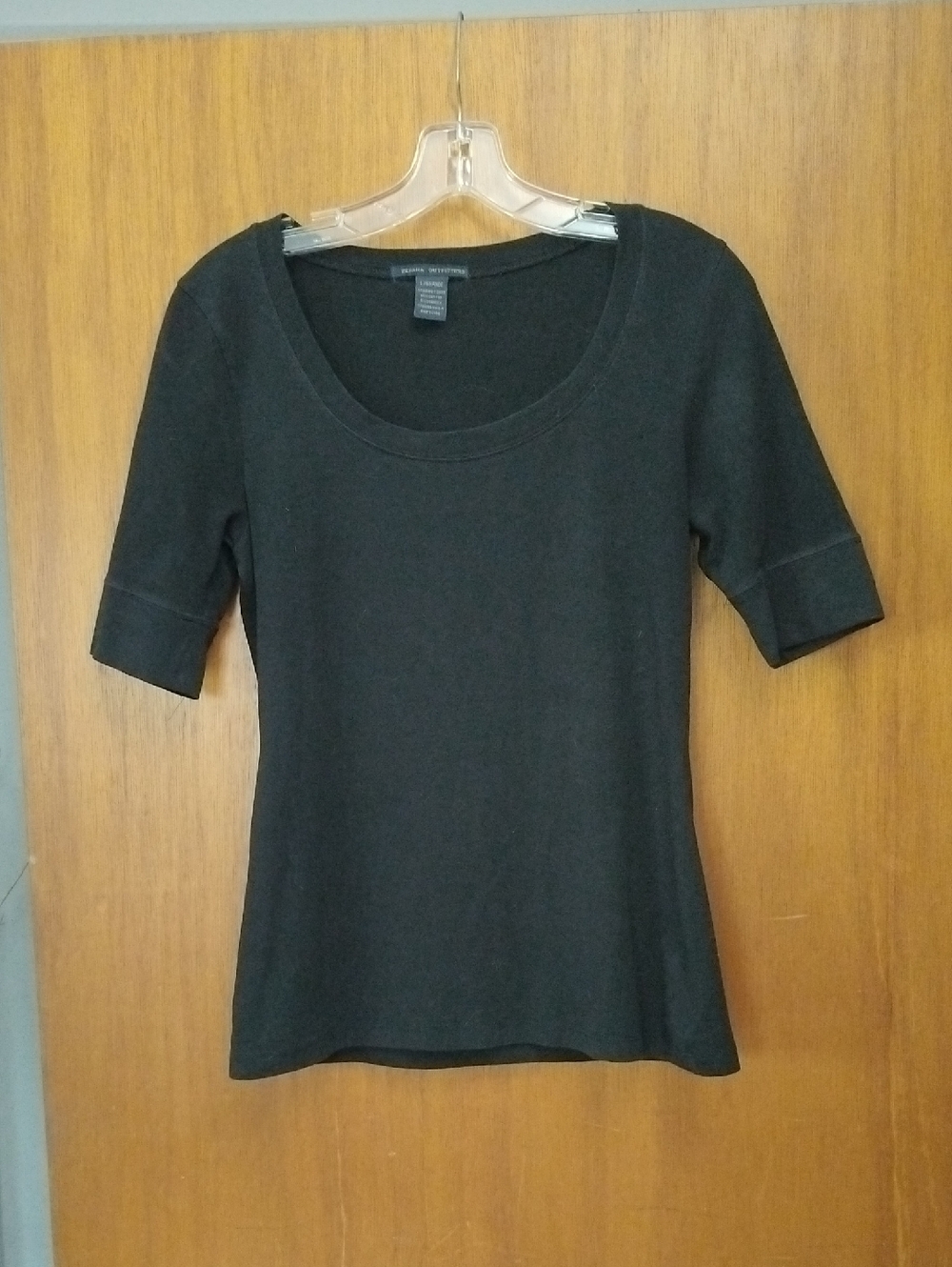 Black Scoop Neck Short Sleeve Top